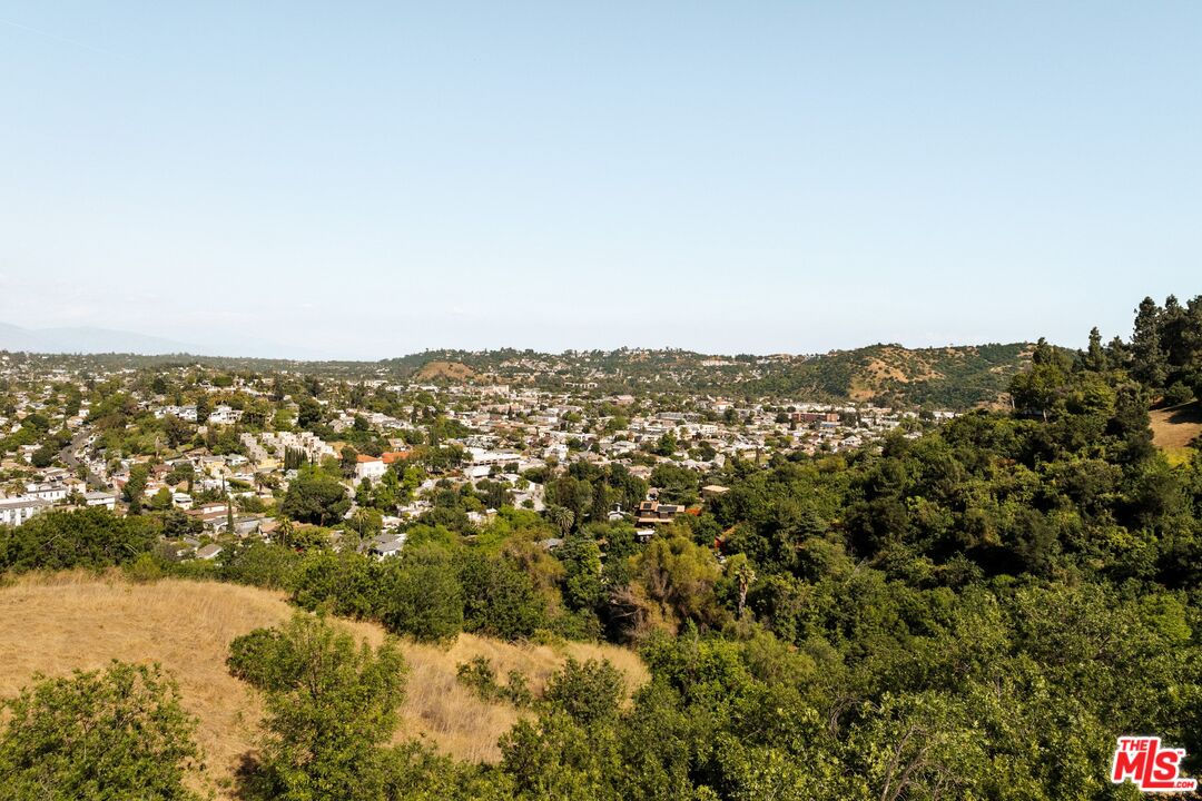 4303 San Rafael Avenue Los Angeles, CA 90042 - Photo 3 of 74