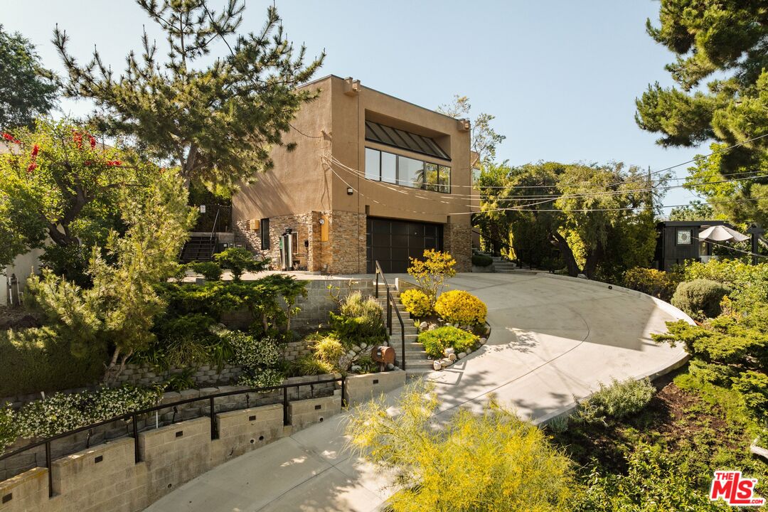4303 San Rafael Avenue Los Angeles, CA 90042 - Photo 5 of 74