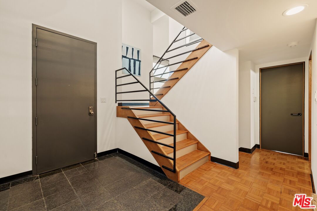 4303 San Rafael Avenue Los Angeles, CA 90042 - Photo 6 of 74