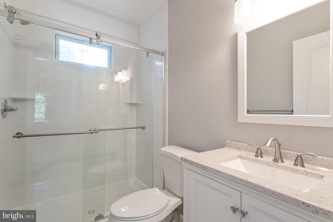 6725 Hackberry Street Springfield, VA 22150 - Photo 14 of 36