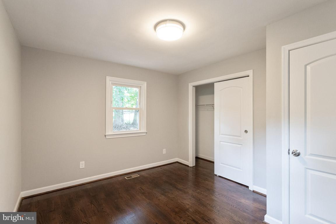 6725 Hackberry Street Springfield, VA 22150 - Photo 15 of 36