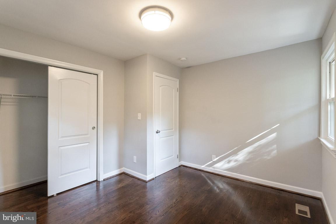 6725 Hackberry Street Springfield, VA 22150 - Photo 16 of 36