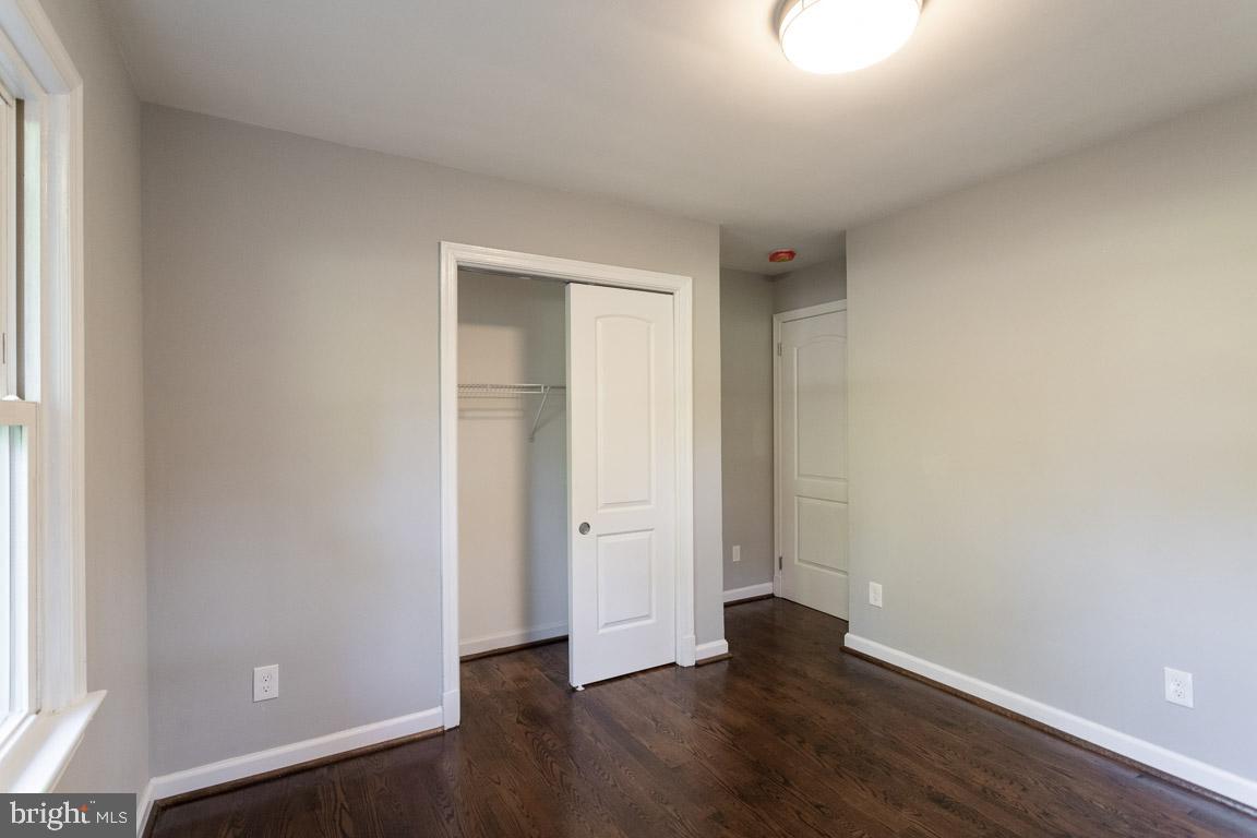 6725 Hackberry Street Springfield, VA 22150 - Photo 20 of 36