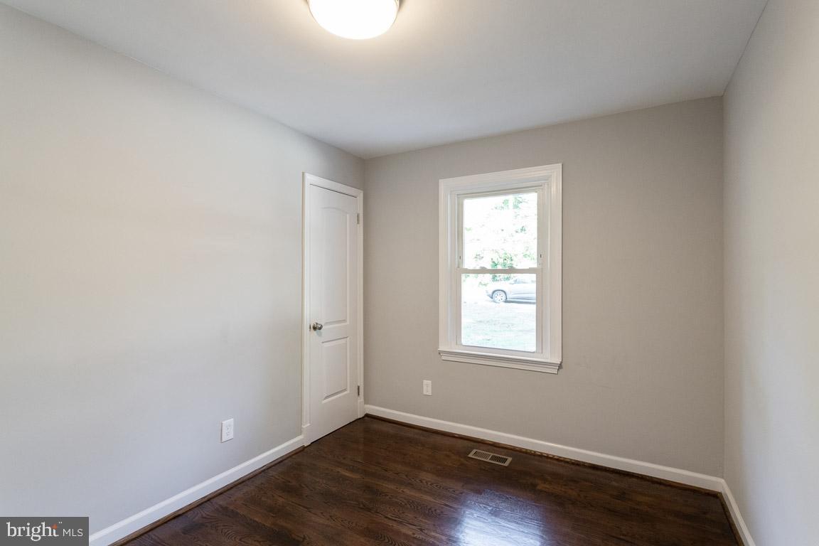 6725 Hackberry Street Springfield, VA 22150 - Photo 21 of 36