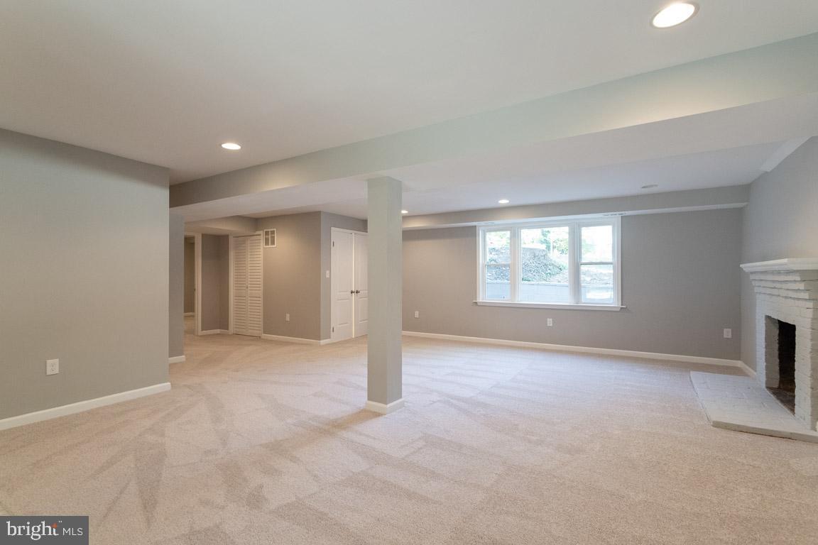 6725 Hackberry Street Springfield, VA 22150 - Photo 25 of 36