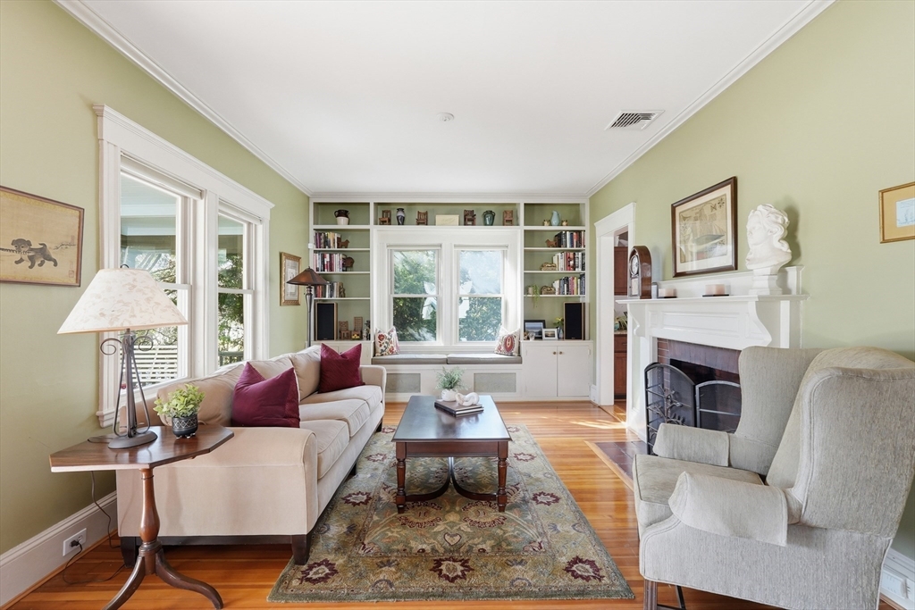 383 Manning Street Needham, MA 02492 - Photo 3 of 20