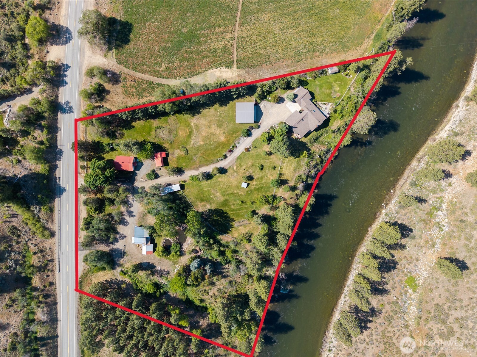 2621 Highway 153 Twisp, WA 98856 - Photo 40 of 40
