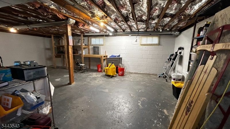 62 Andover Drive Wayne, NJ 07470 - Photo 22 of 34