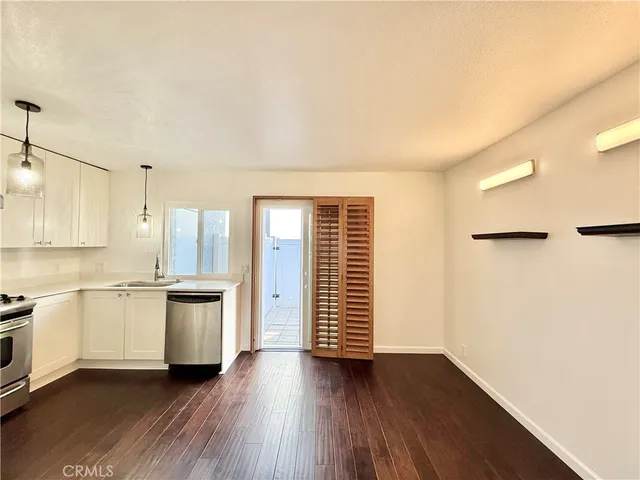 $2,950 | 153 Briarwood, Irvine, CA 92604