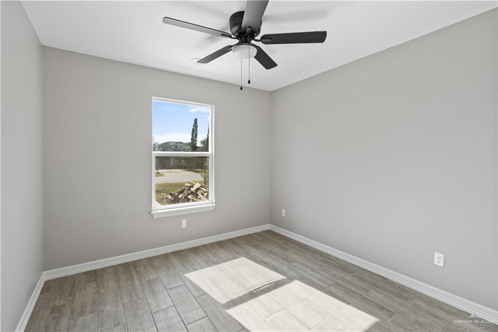 1511 Pine Street Weslaco, TX 78596 - Photo 7 of 15