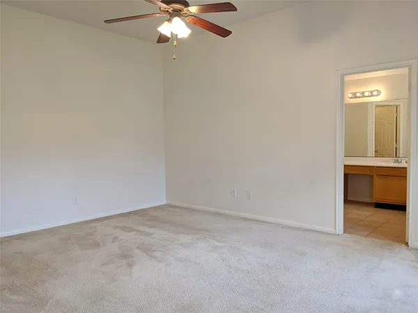 $2,075 | 3018 Rancher Hollow Court, Manvel, TX 77578