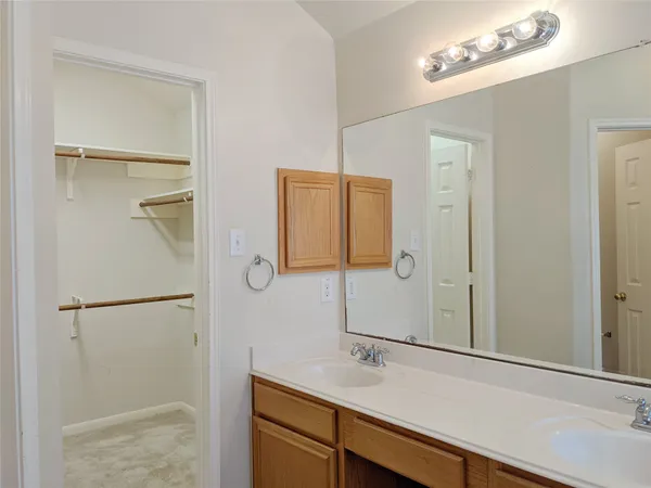 $2,075 | 3018 Rancher Hollow Court, Manvel, TX 77578