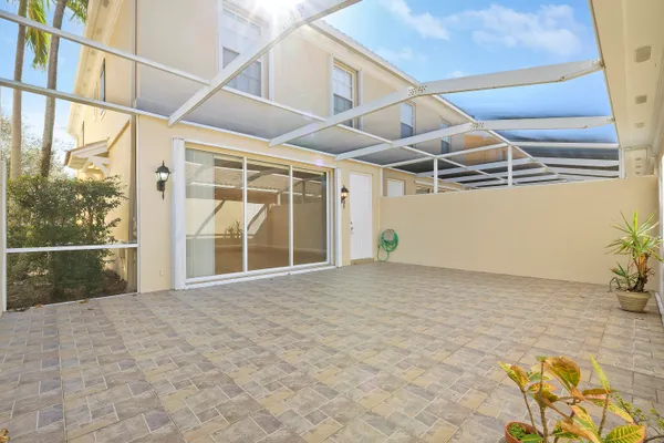 $3,600 | 1685 Jeaga Drive, Jupiter, FL 33458