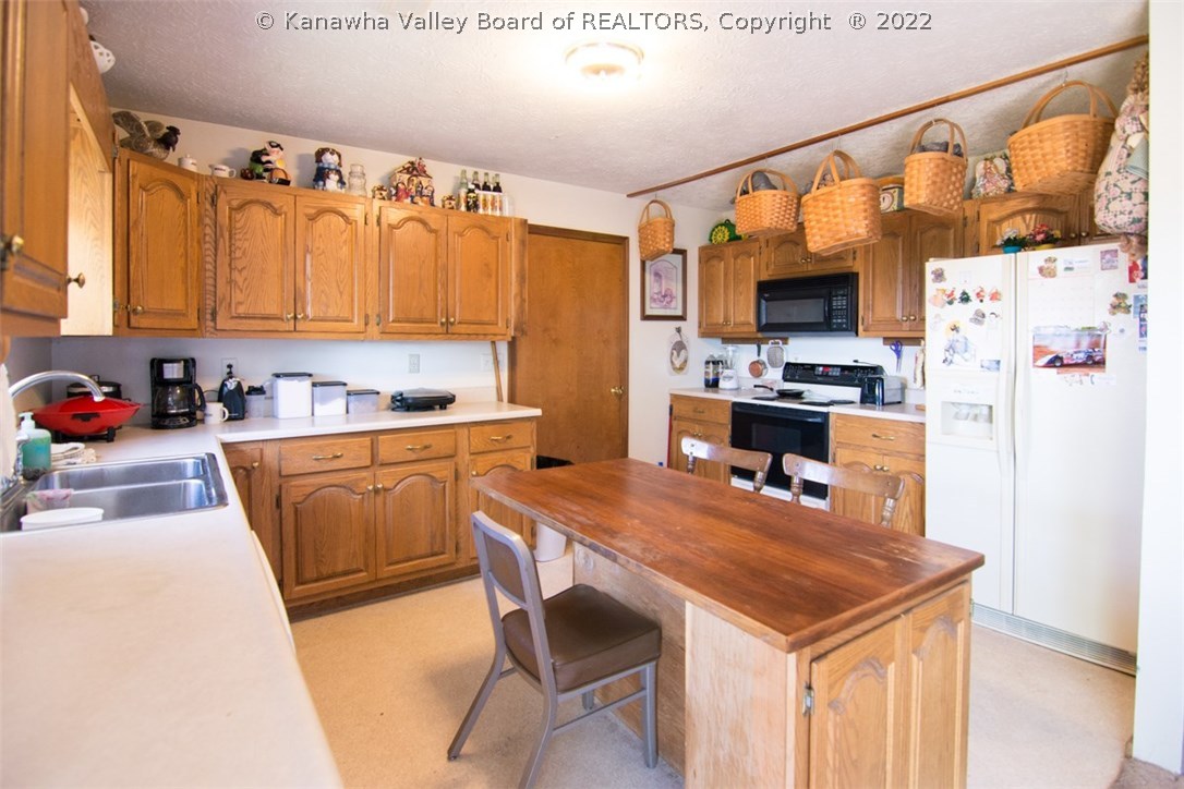 479 Hamilton Ridge Road Ravenswood, WV 26164 - Photo 8 of 25 Gallery Image 8