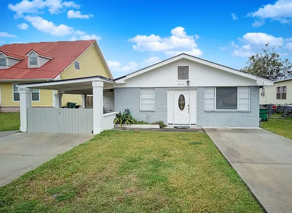 $184,900 | 1523 West Drive, Westwego, LA 70094