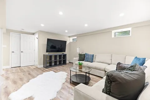 $1,799,000 | 24 Hinds Road, Winchester, MA 01890