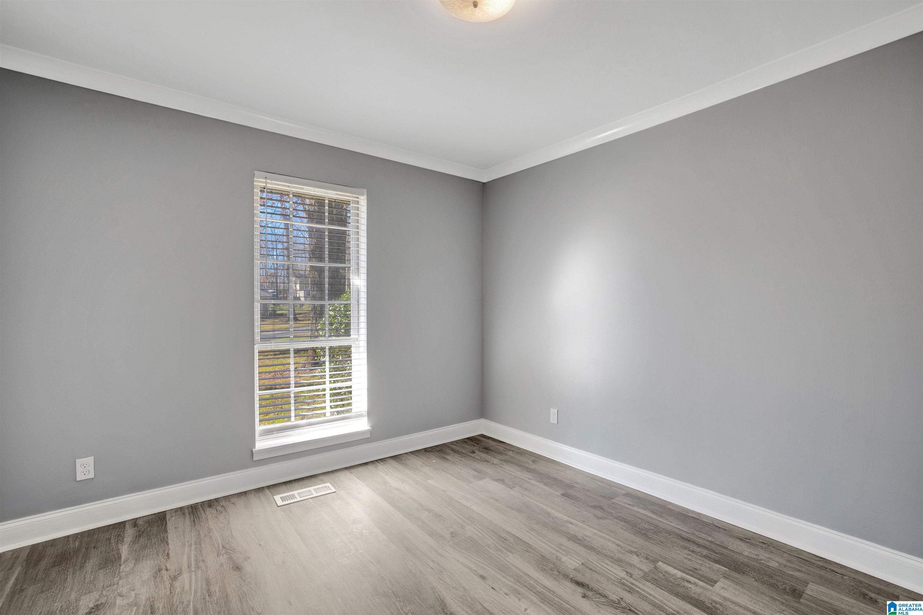 112 Hickory Street Alabaster, AL 35114 - Photo 14 of 34