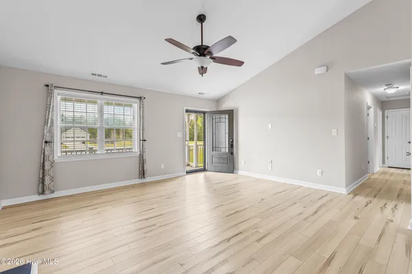 $2,000 | 214 Tall Tree Court, Maysville, NC 28555