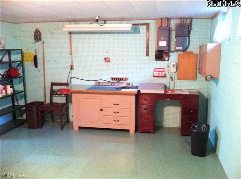1123 Haverston Road Lyndhurst, OH 44124 - Photo 12 of 14 Workshop