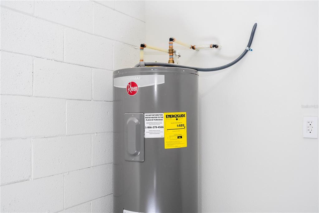 3970 Southwest 157th Place Road Ocala, FL 34473 - Photo 73 of 87 a view of a refrigerator in a kitchen