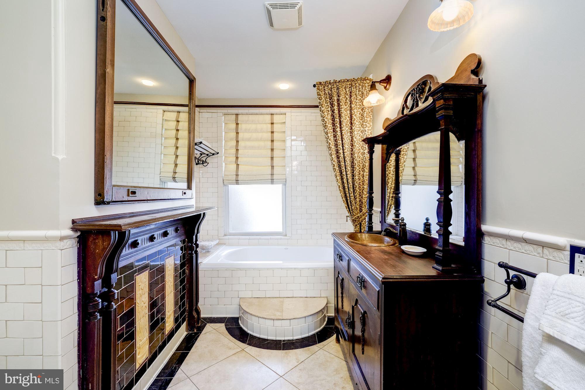 1008 East Capitol Street Northeast Washington, DC 20003 - Photo 13 of 24 En-Suite Bath in MBR
