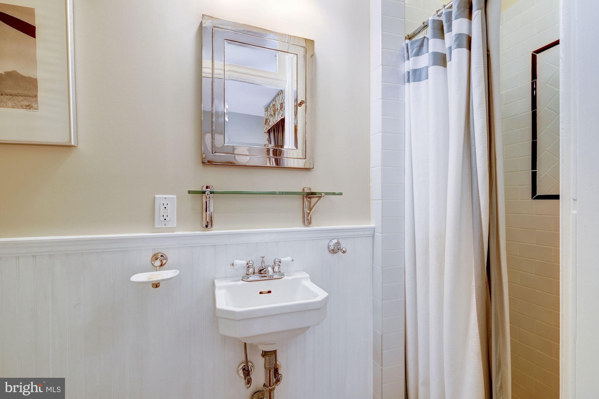 1008 East Capitol Street Northeast Washington, DC 20003 - Photo 15 of 24 En-Suite Bathroom in Second BR