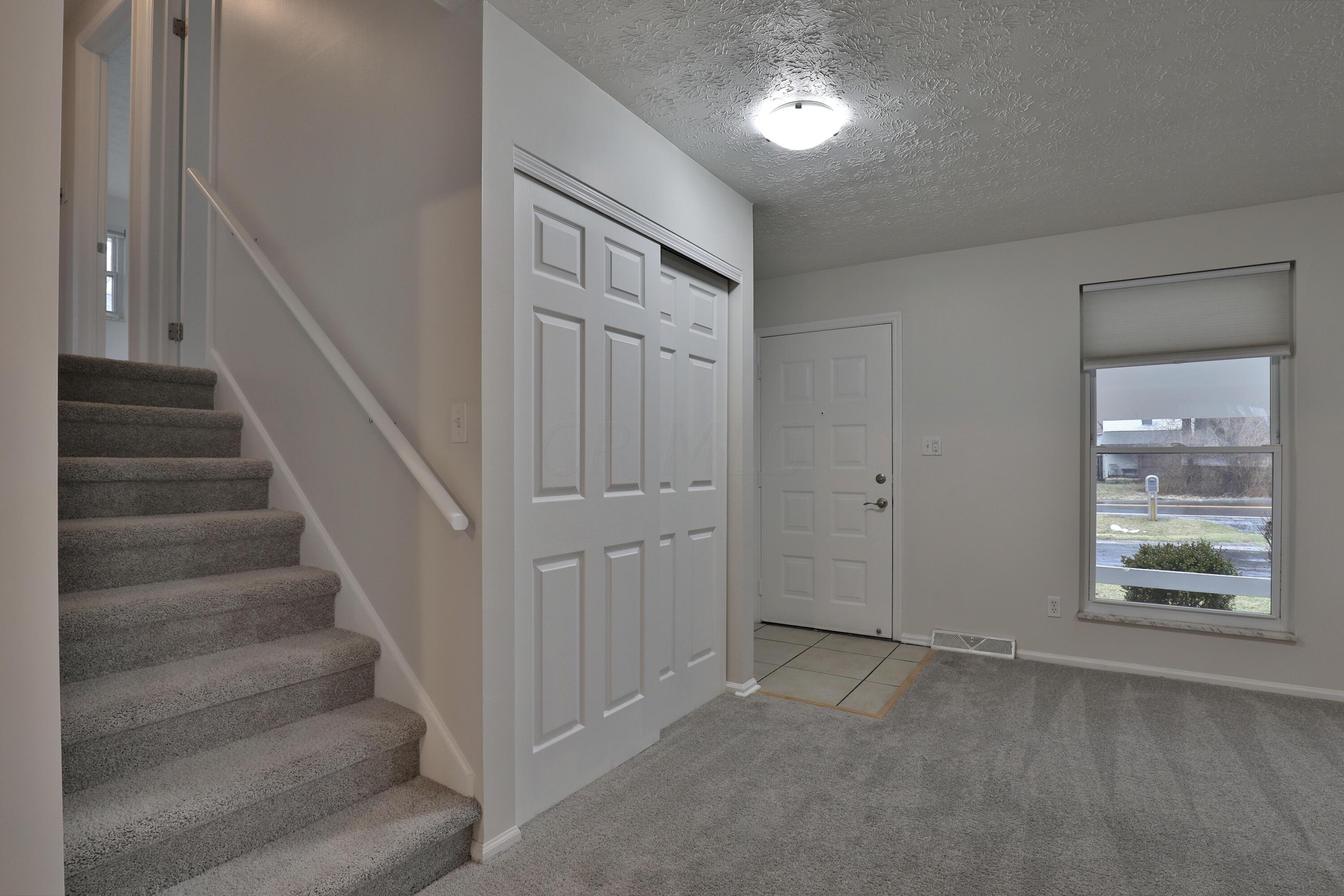 5784 Linworth Road Columbus, OH 43235 - Photo 22 of 44 5784-Linworth-22