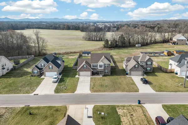 $454,900 | 3042 Ronstadt Drive, Christiana, TN 37037