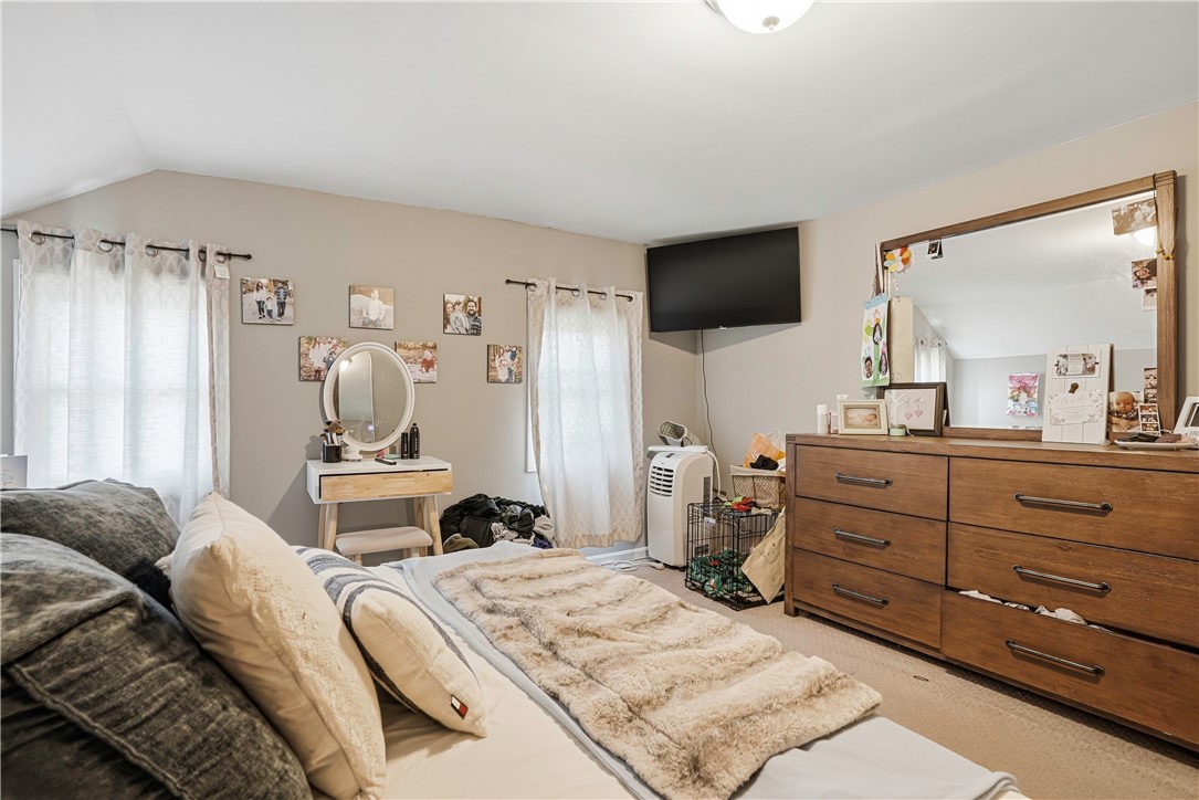 353 High Street Cumberland, RI 02864 - Photo 25 of 50