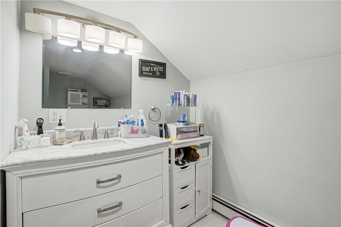 353 High Street Cumberland, RI 02864 - Photo 28 of 50