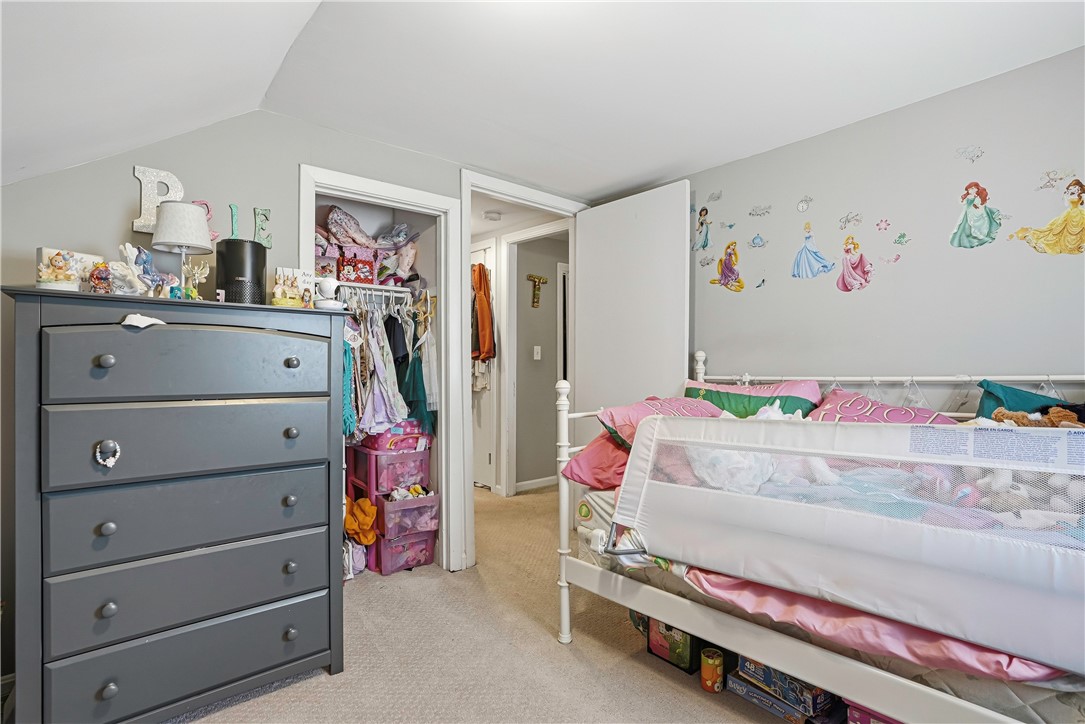 353 High Street Cumberland, RI 02864 - Photo 32 of 50