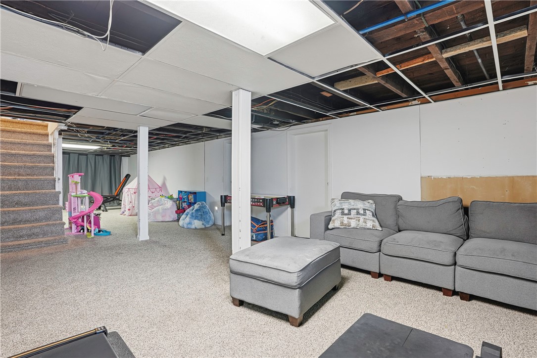 353 High Street Cumberland, RI 02864 - Photo 37 of 50