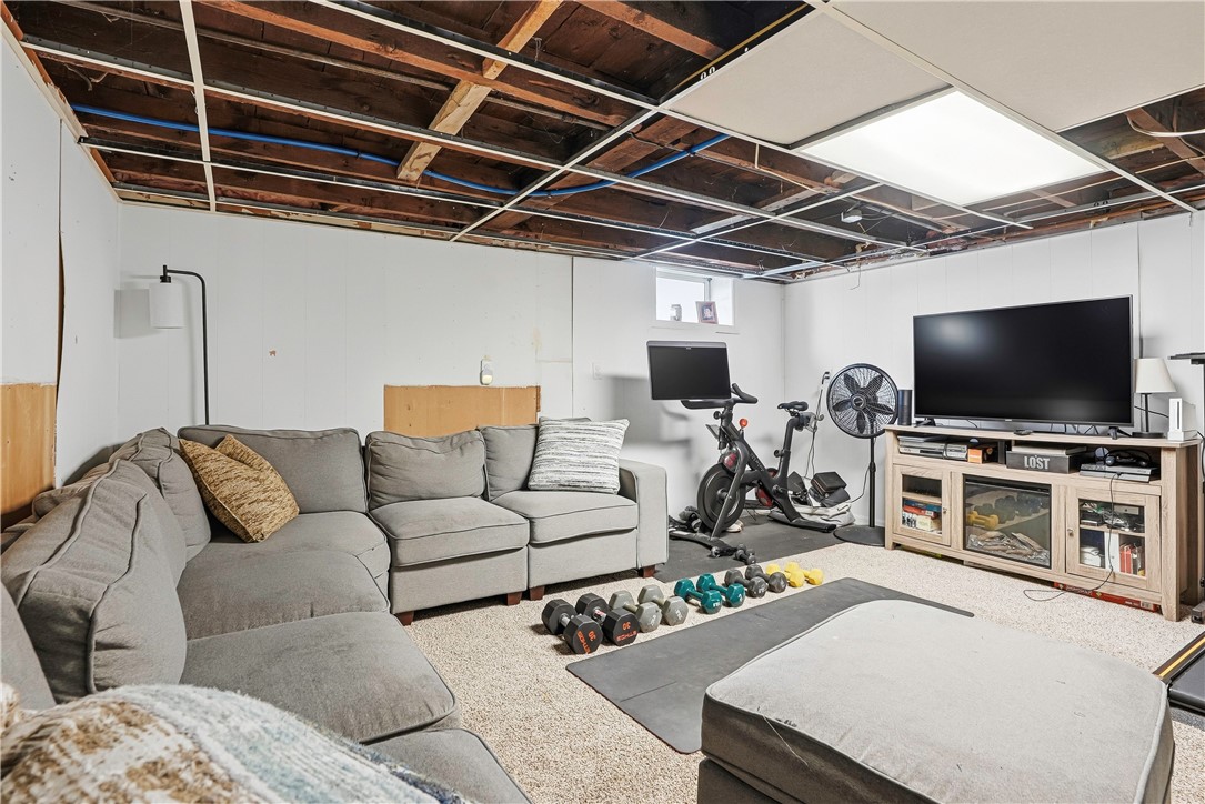 353 High Street Cumberland, RI 02864 - Photo 38 of 50