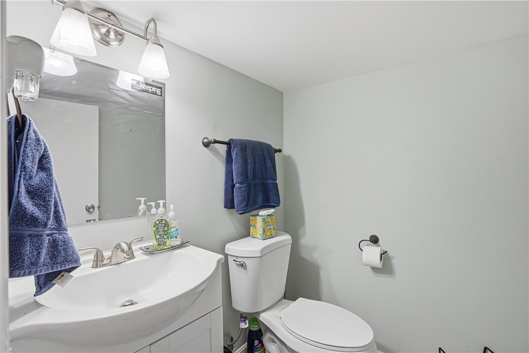 353 High Street Cumberland, RI 02864 - Photo 39 of 50