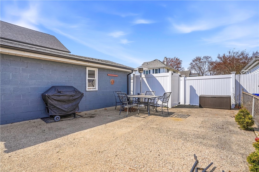 353 High Street Cumberland, RI 02864 - Photo 42 of 50