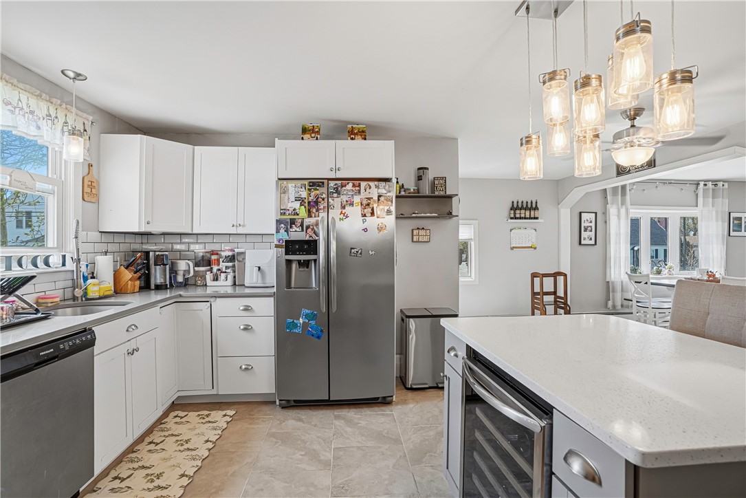 353 High Street Cumberland, RI 02864 - Photo 8 of 50