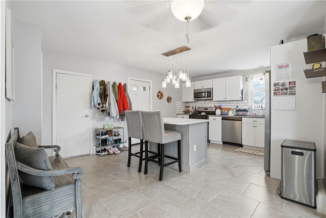 353 High Street Cumberland, RI 02864 - Photo 10 of 50