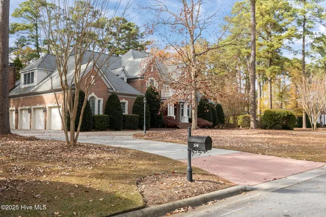 $1,250,000 | 516 Chesapeake Place, Greenville, NC 27858