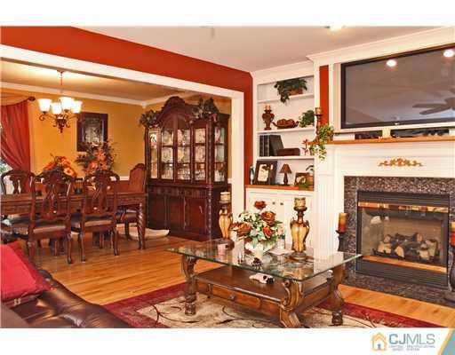 2 Wilshire Road Edison, NJ 08817 - Photo 11 of 20 Gallery Image 11
