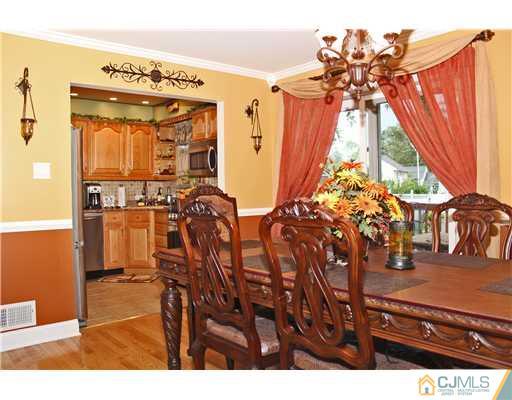 2 Wilshire Road Edison, NJ 08817 - Photo 12 of 20 Gallery Image 12