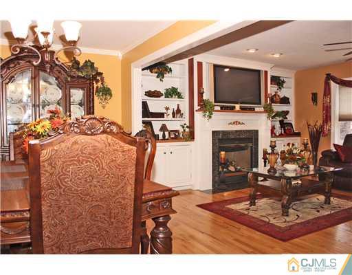 2 Wilshire Road Edison, NJ 08817 - Photo 19 of 20 Gallery Image 19