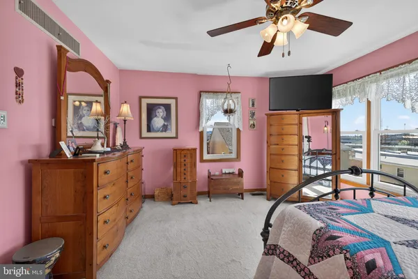 $275,000 | 1204 Brown Street, Wilmington, DE 19805