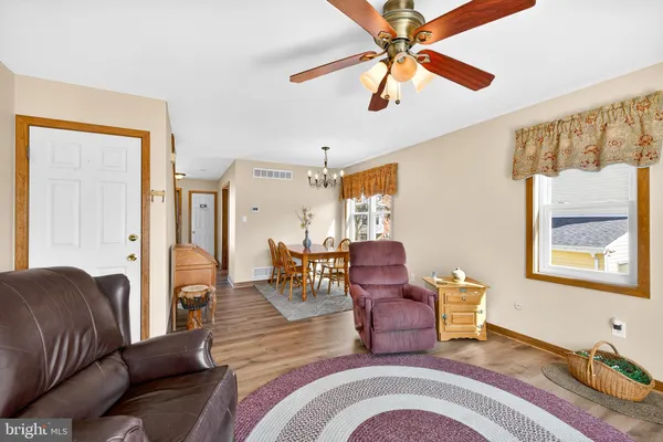 $275,000 | 1204 Brown Street, Wilmington, DE 19805