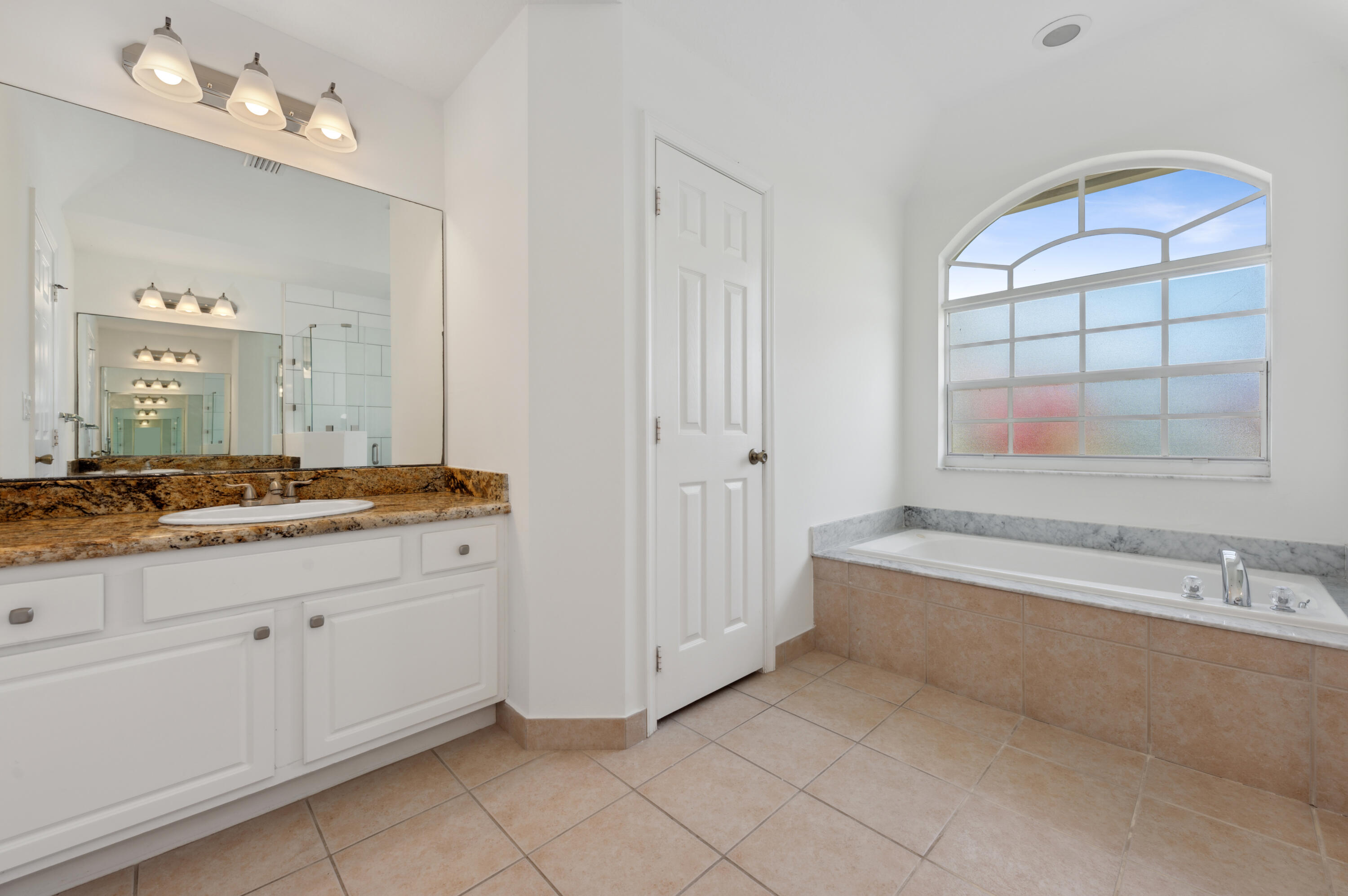 4558 Southwest Ransom Lane Port St. Lucie, FL 34953 - Photo 11 of 19 VHT-RX-10783839_10.jpg