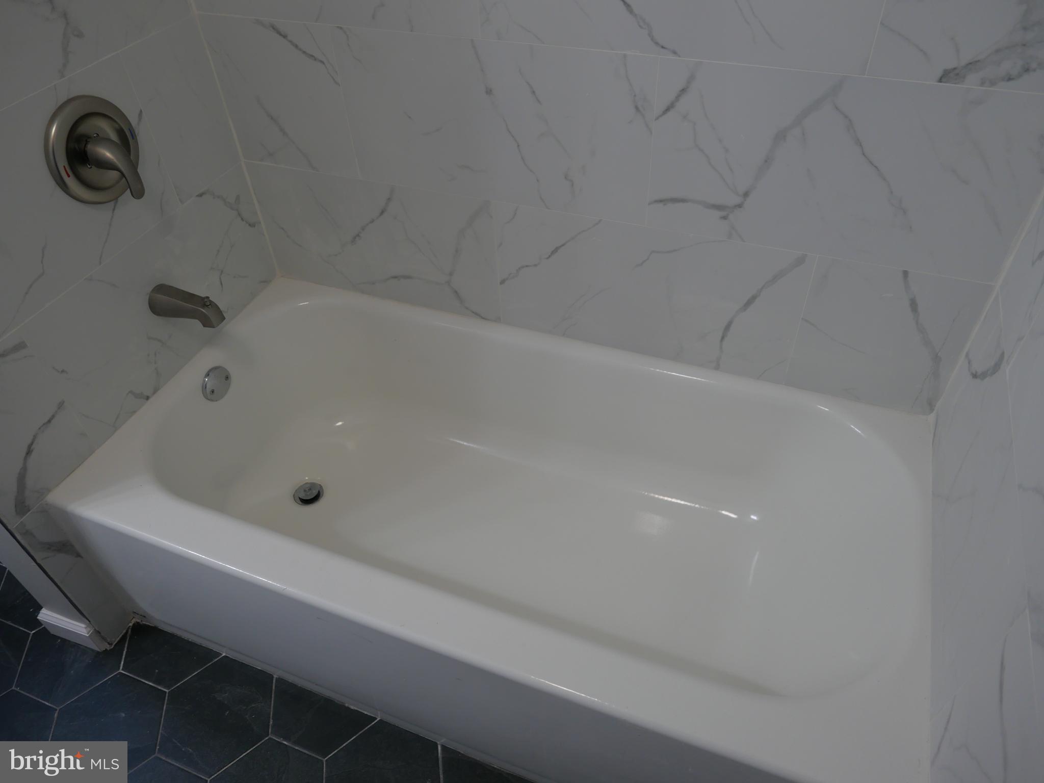 240 Barclay Road Upper Darby, PA 19082 - Photo 16 of 24 New Tub