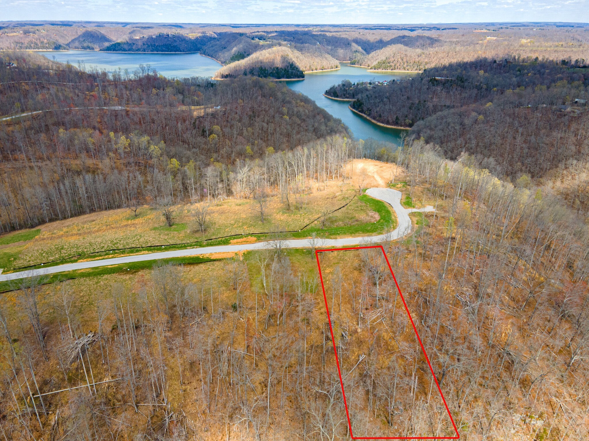 0 Peninsulas Edge Drive Sparta, TN 38583 - Photo 4 of 15 a view of swimming pool with a yard