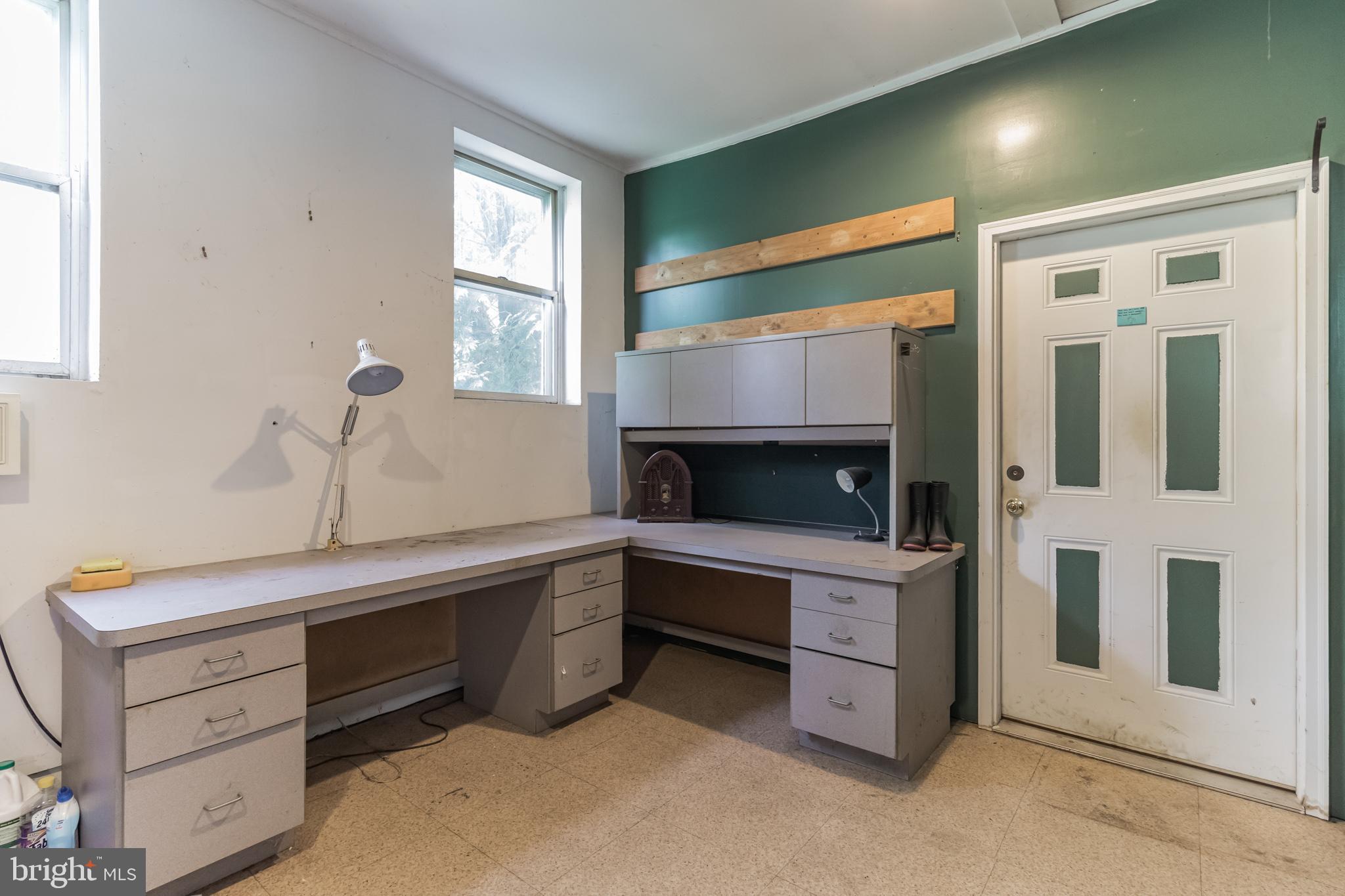 201 Hendrickson Mill Road Swedesboro, NJ 08085 - Photo 16 of 46 Work shop