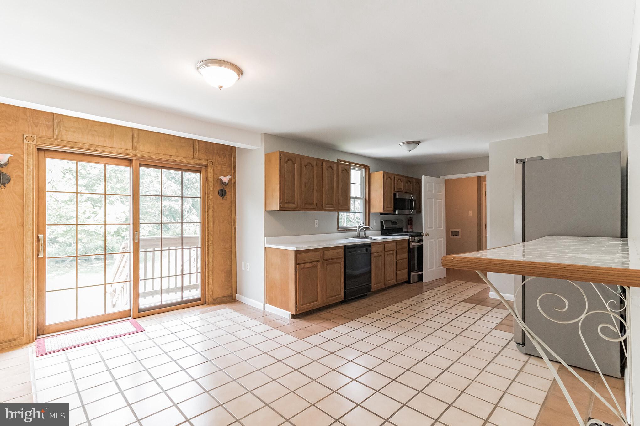 201 Hendrickson Mill Road Swedesboro, NJ 08085 - Photo 2 of 46 Kitchen with tile floors
