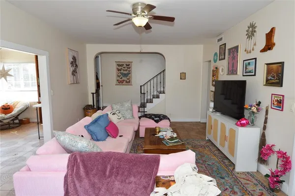 $975,000 | 2800 Dartmouth Avenue North, St. Petersburg, FL 33713