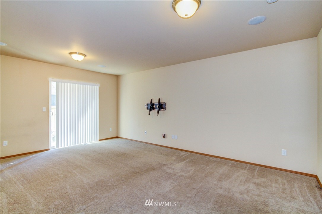 204 195th Place Southwest Bothell, WA 98012 - Photo 13 of 16